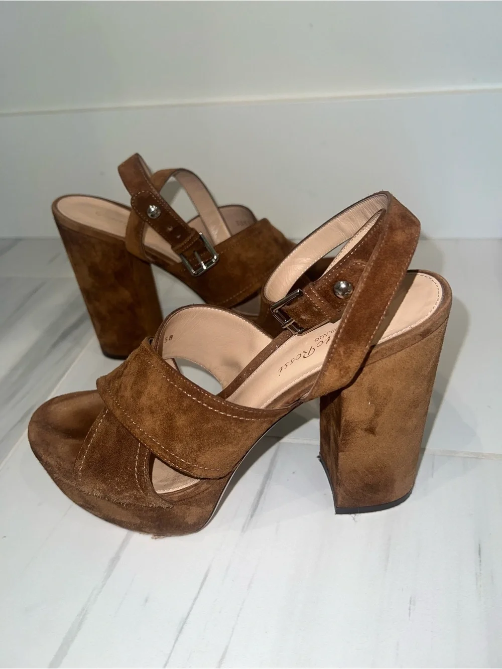 Authentic GIANVITO ROSSI genuine Suede Platform Block Heels-HUGE DISCOUNT